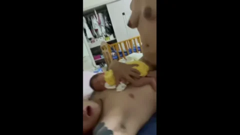 双女同笼_高质量美女大学生下场，多人大场面淫趴乱交，激情不容错过，1
